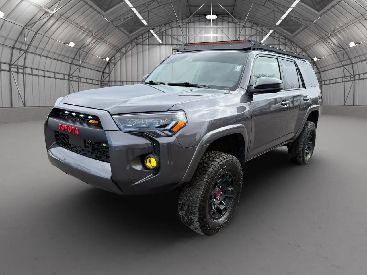 Used 2022 Toyota 4Runner SR5 AWD/4WD image 12