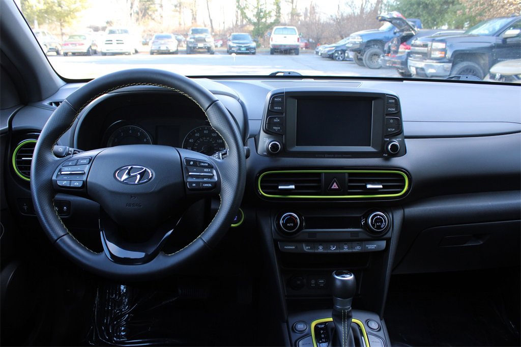 Used 2020 Hyundai Kona Limited image 15