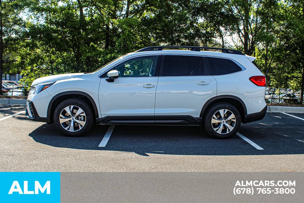 Used 2025 Subaru Ascent Premium AWD/4WD image 6
