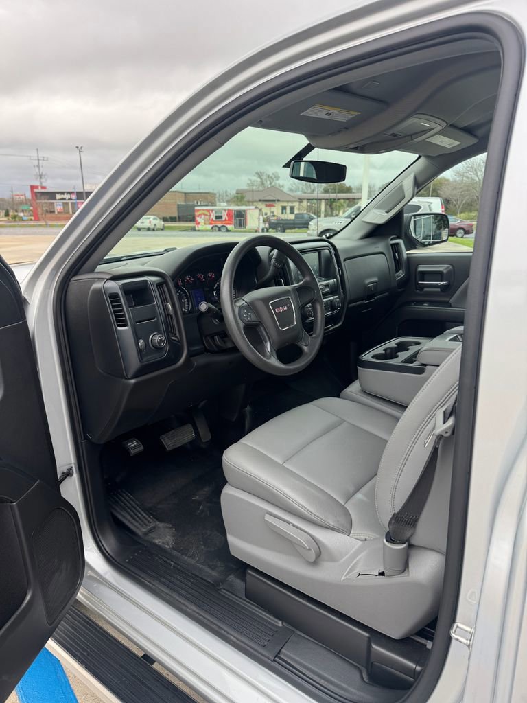 Used 2018 GMC Sierra 1500 2WD Regular Cab image 10