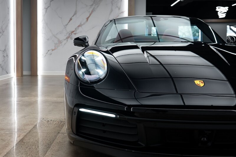 Used 2023 Porsche 911 Carrera S RWD image 18