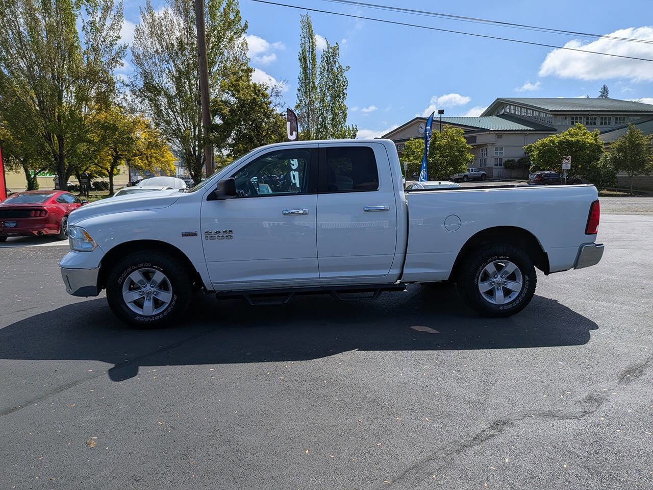 Used 2017 RAM 1500 Classic SLT AWD/4WD image 5