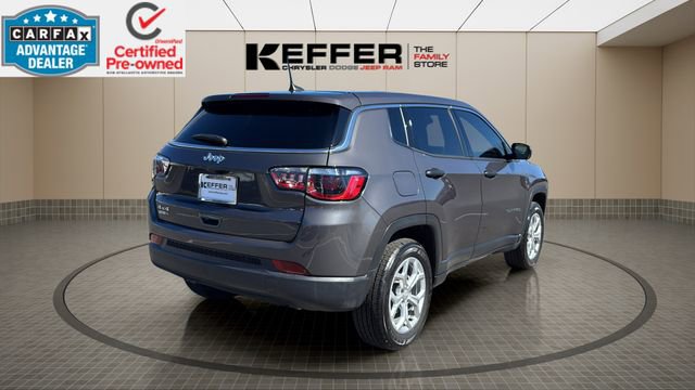 Used 2024 Jeep Compass Sport image 5