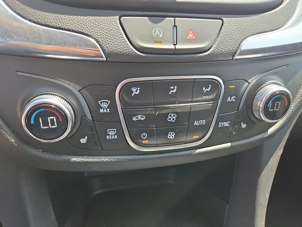 Used 2024 Chevrolet Equinox LT FWD image 29