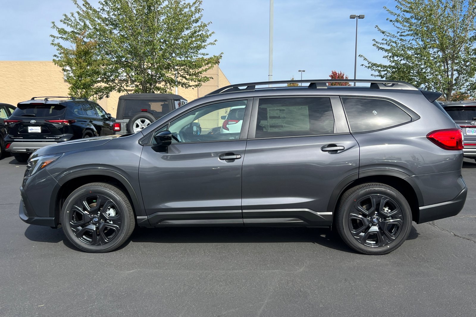 New 2025 Subaru Ascent Onyx Edition image 7
