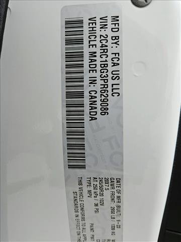 Used 2023 Chrysler Pacifica Touring-L w/ S Appearance Package image 25