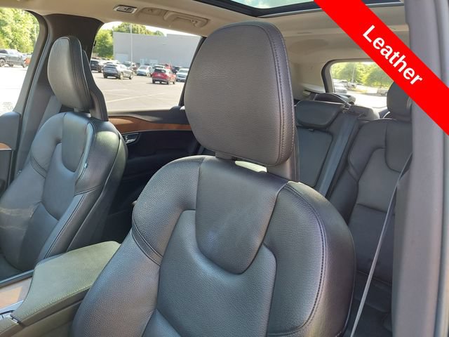 Used 2021 Volvo XC90 T8 Inscription Expression w/ Advanced Package AWD/4WD image 6