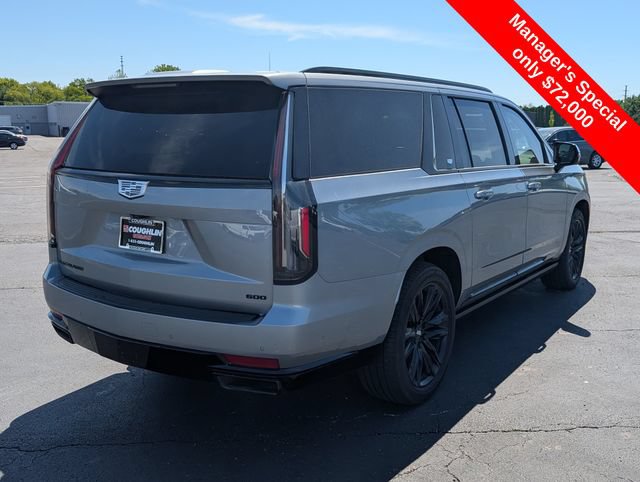 Used 2023 Cadillac Escalade ESV Sport Platinum AWD/4WD image 8