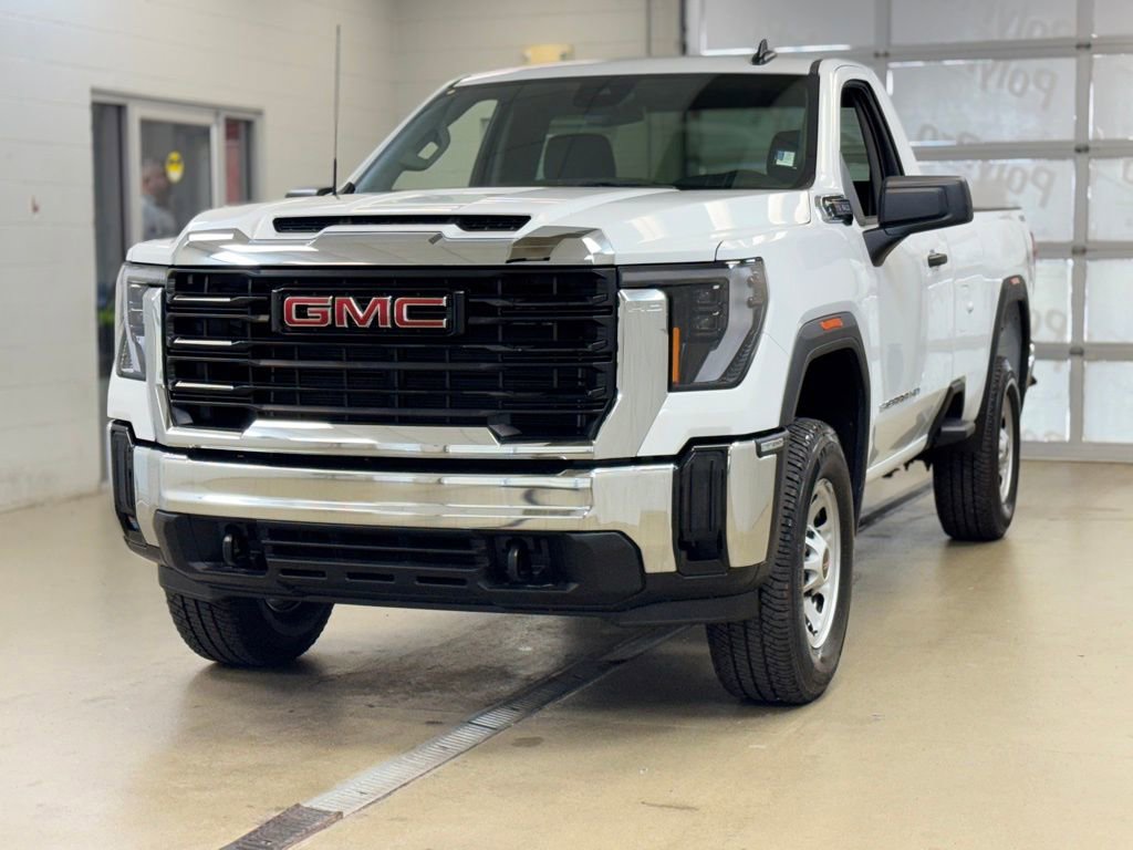 New 2025 GMC Sierra 3500 Pro image 3