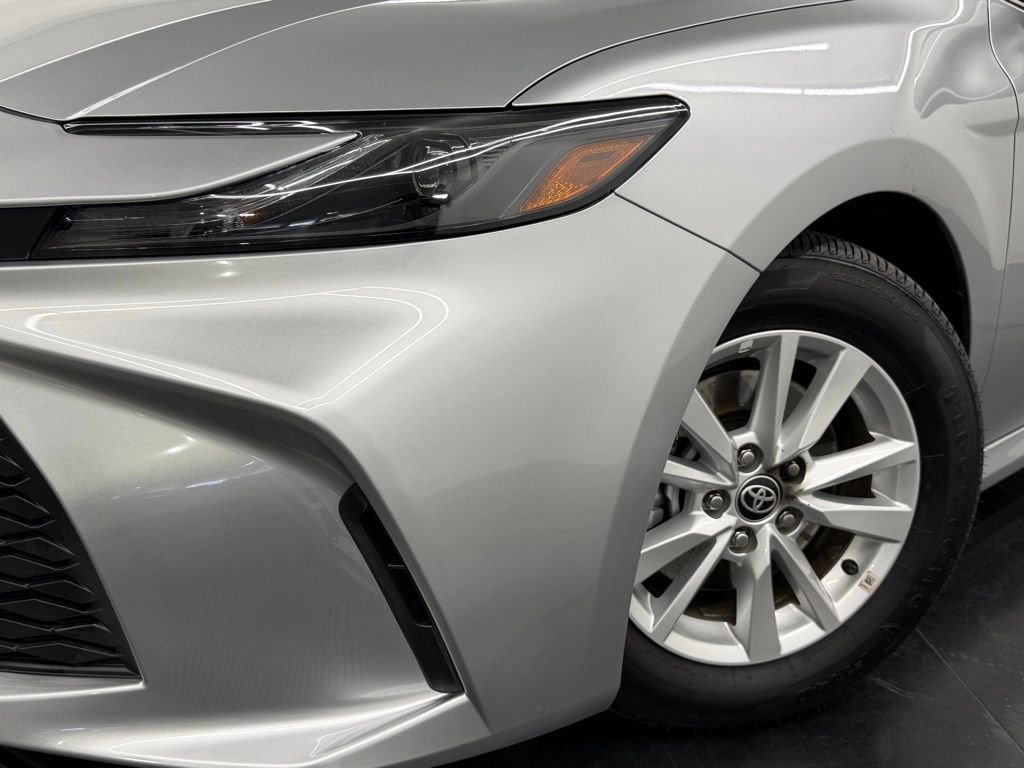 Used 2026 Toyota Camry LE FWD image 4