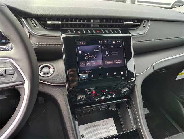 New 2025 Jeep Grand Cherokee L Altitude image 20