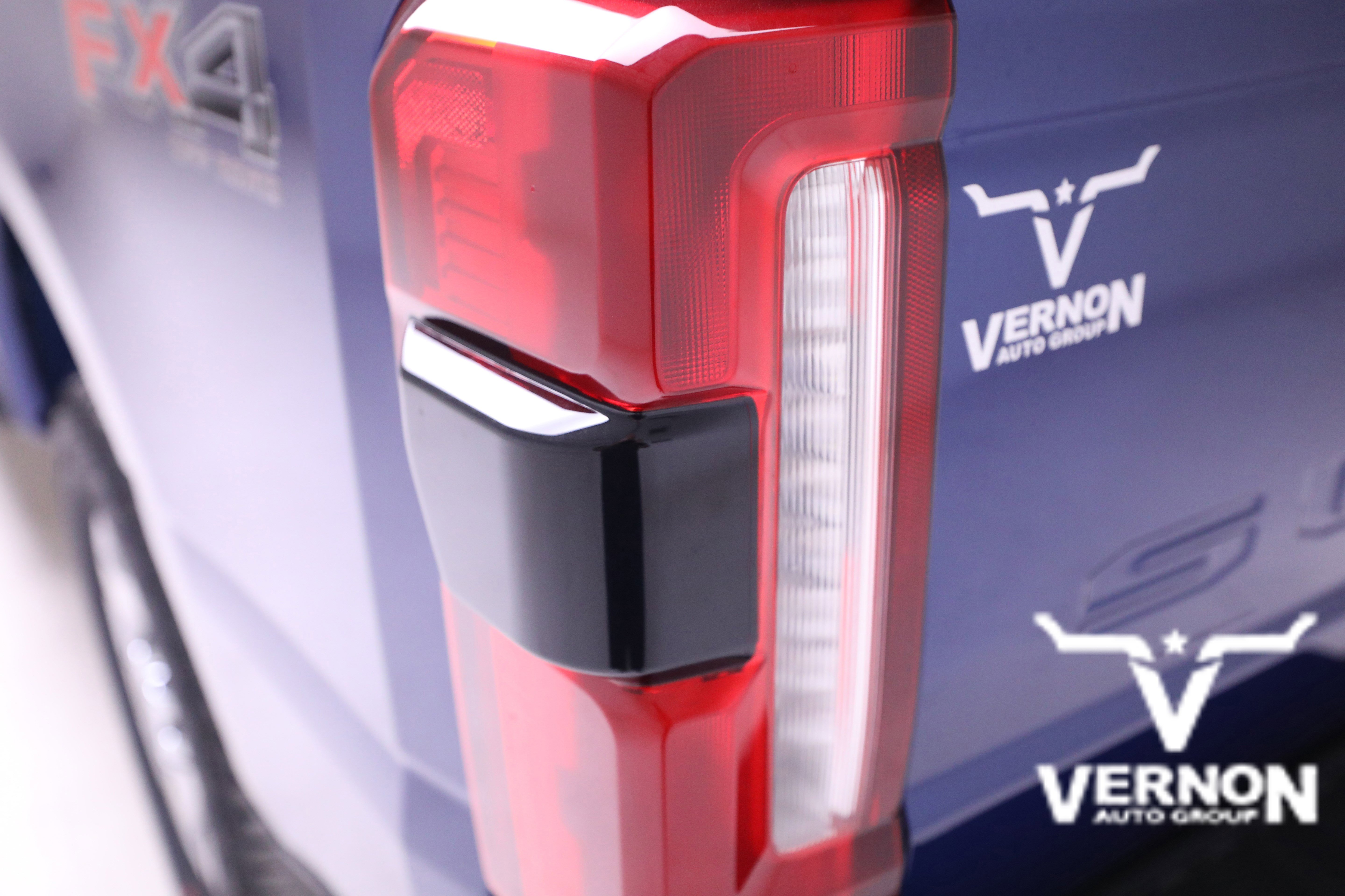 New 2026 Ford F250 Lariat w/ Chrome Package image 42