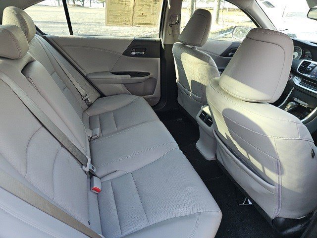 Used 2015 Honda Accord EX-L image 16