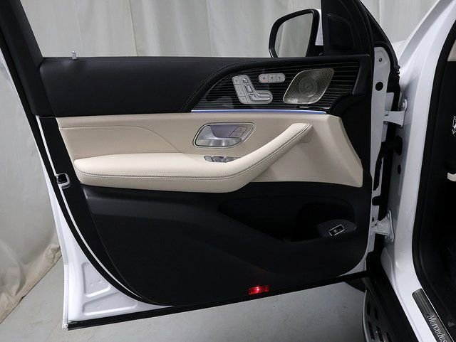 Certified 2026 Mercedes-Benz GLS 450 4MATIC image 29