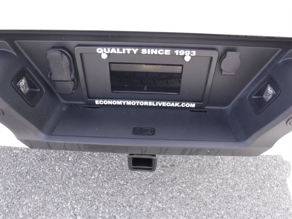 Used 2023 Ford F150 XLT w/ Equipment Group 302A High RWD image 9