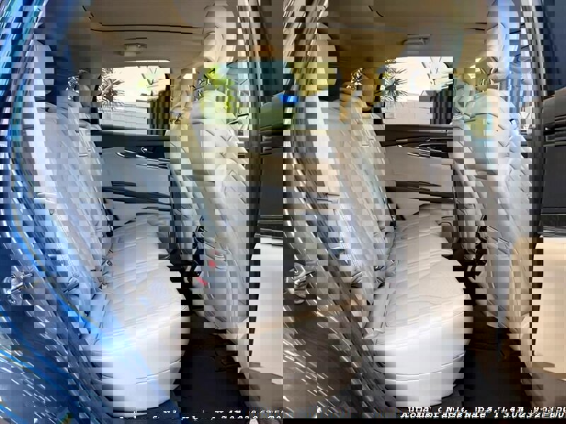 Used 2018 Lincoln MKX Reserve image 25