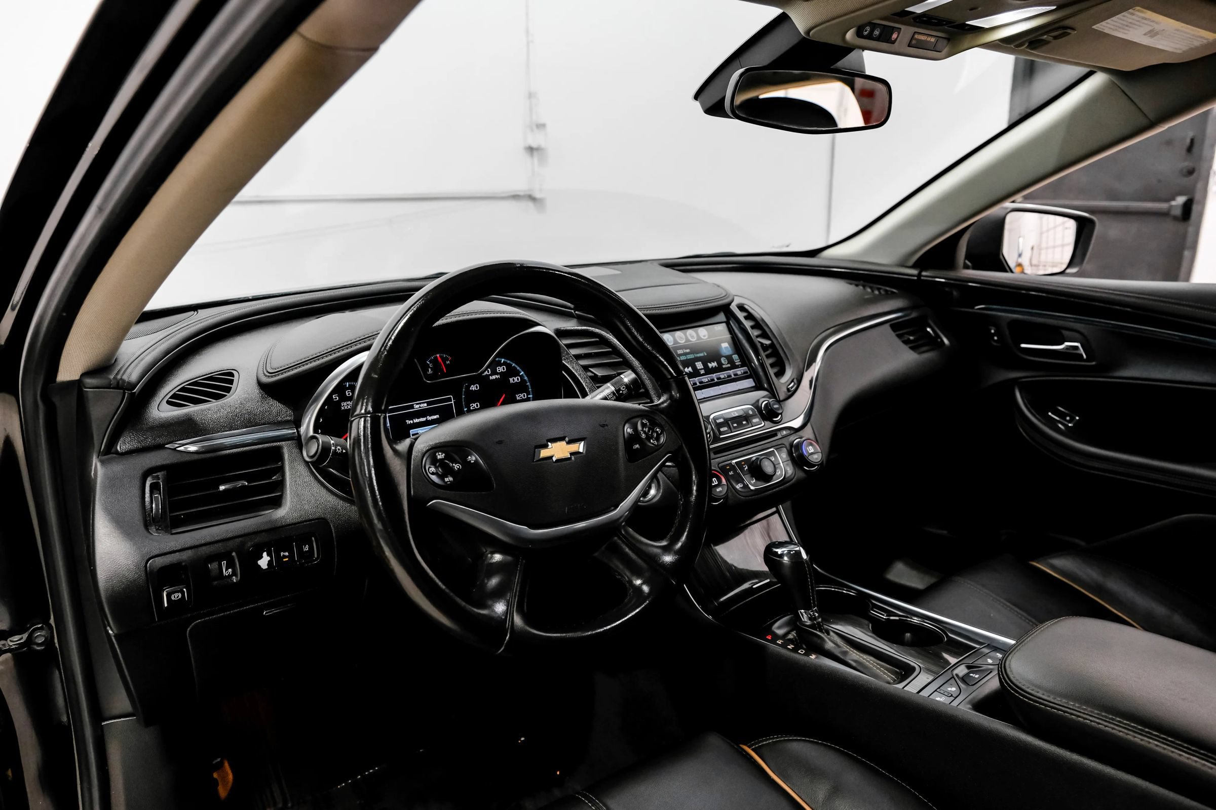 Used 2017 Chevrolet Impala Premier FWD image 22