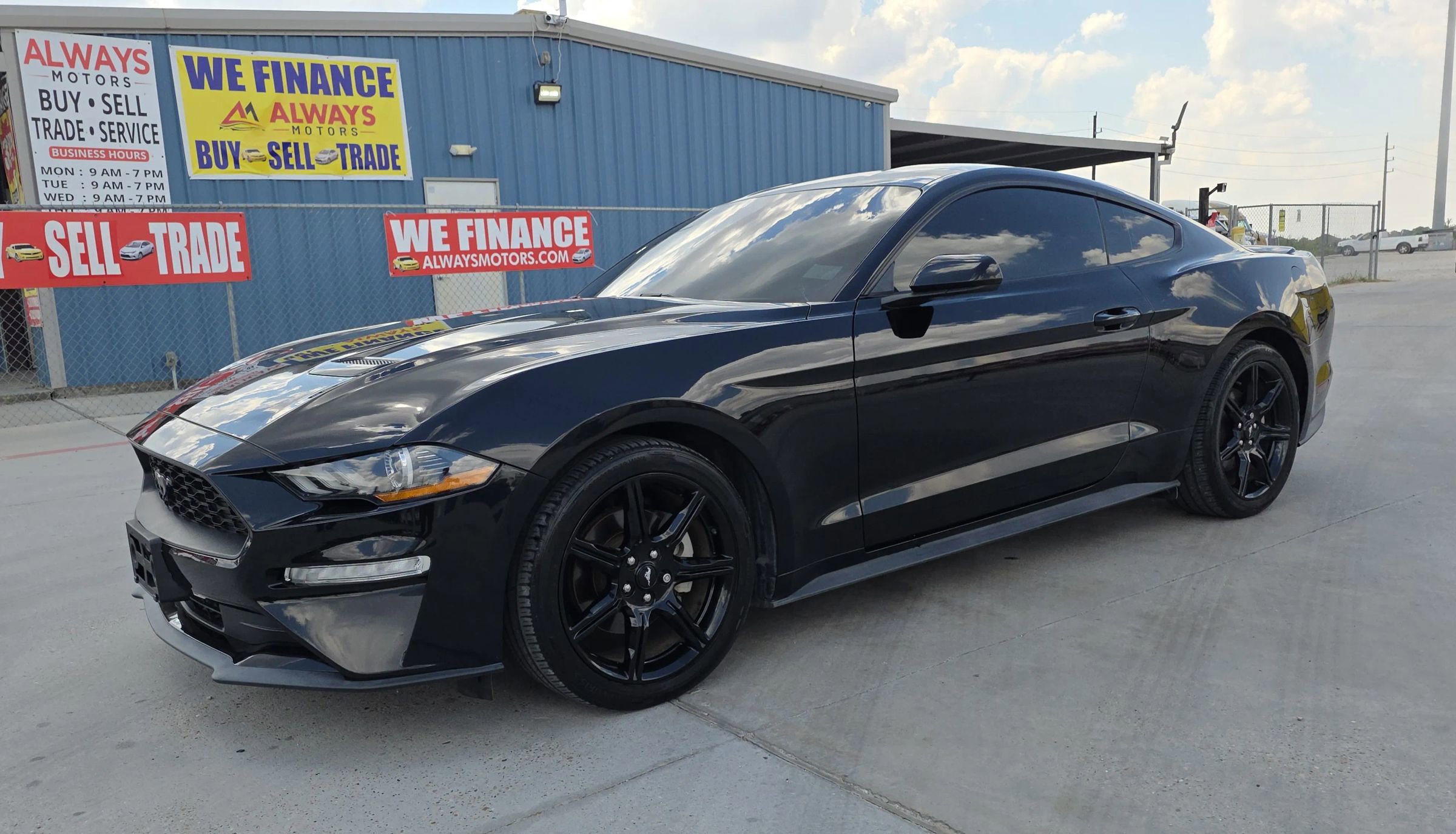 Used 2019 Ford Mustang Coupe w/ Black Accent Package image 2