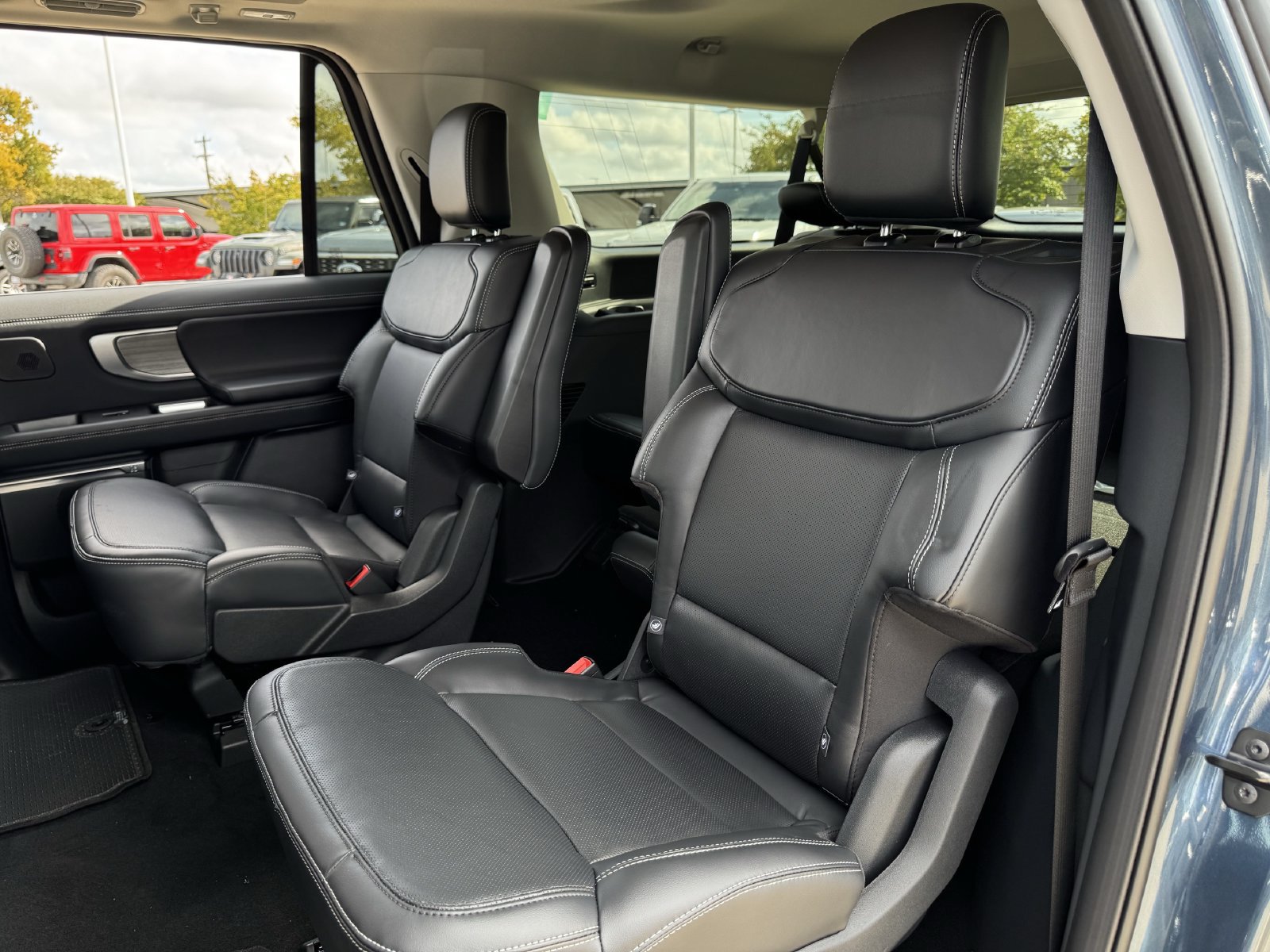 New 2027 Ford Expedition Max Platinum w/ Driver's Package AWD/4WD image 25