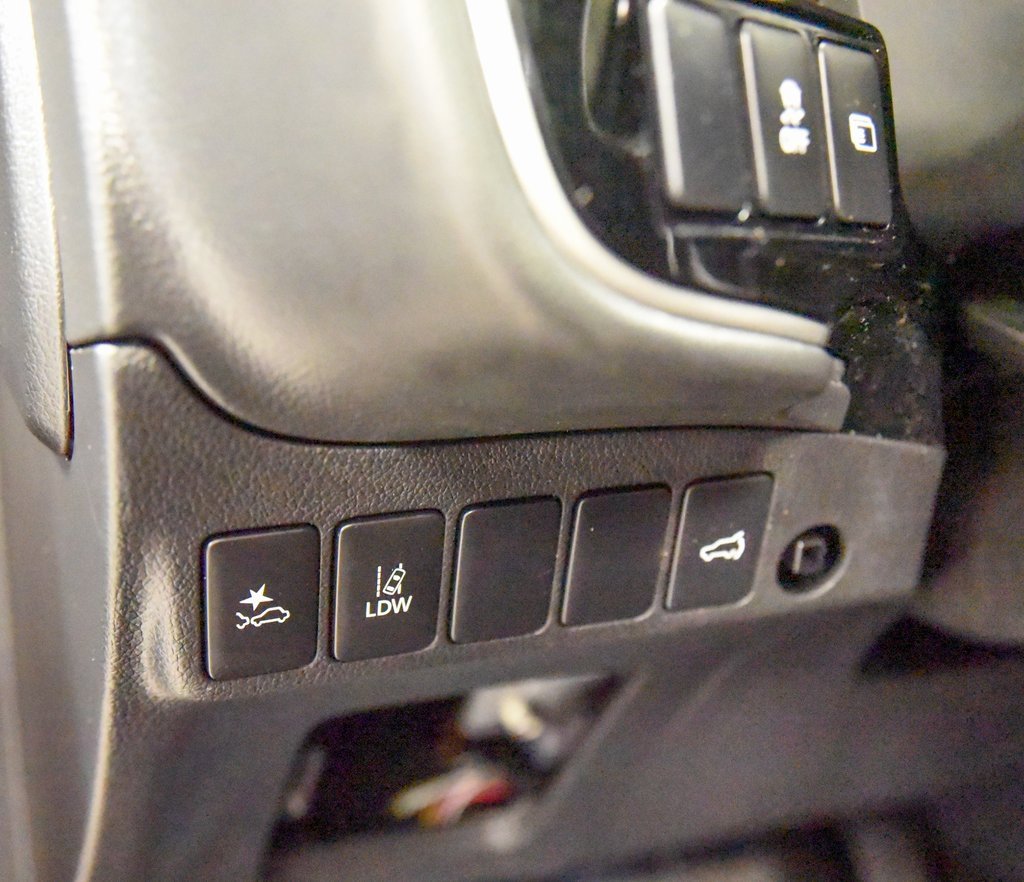 Used 2021 Mitsubishi Outlander SEL image 17