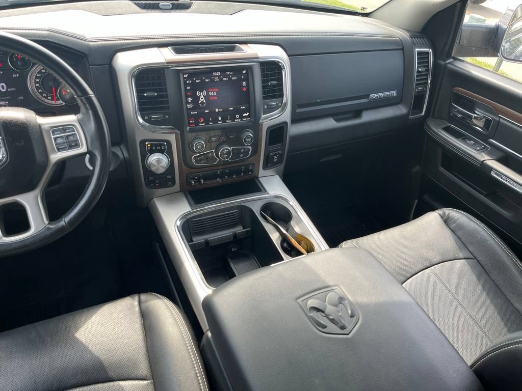 Used 2018 RAM 1500 Laramie AWD/4WD image 29