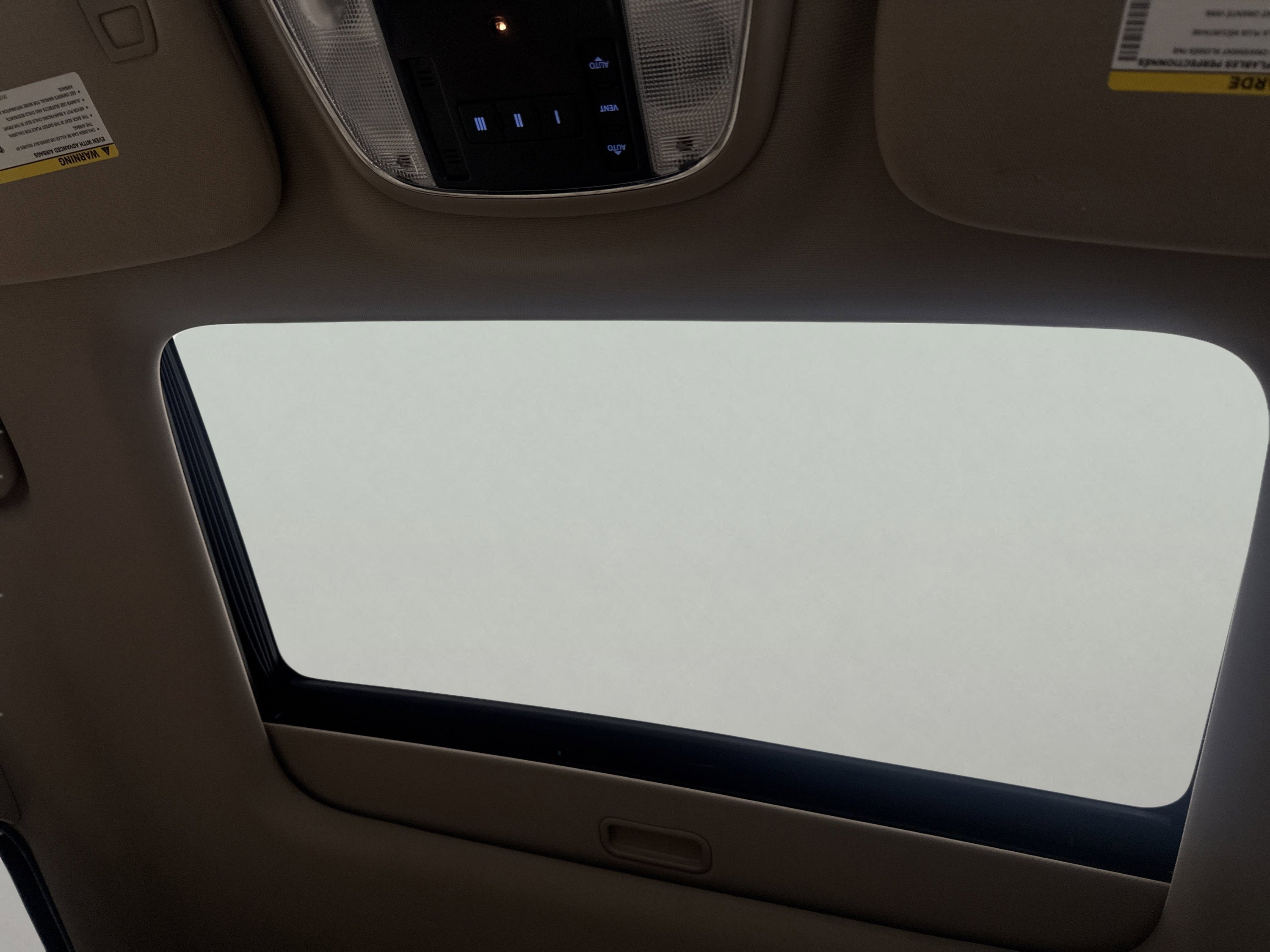 Used 2016 Jeep Grand Cherokee Limited image 25