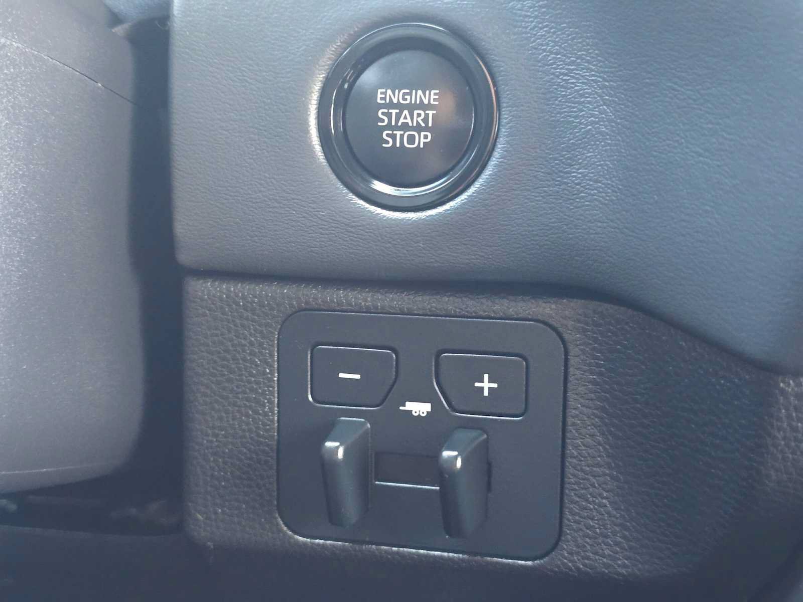 Certified 2026 Toyota Tundra Platinum AWD/4WD image 30