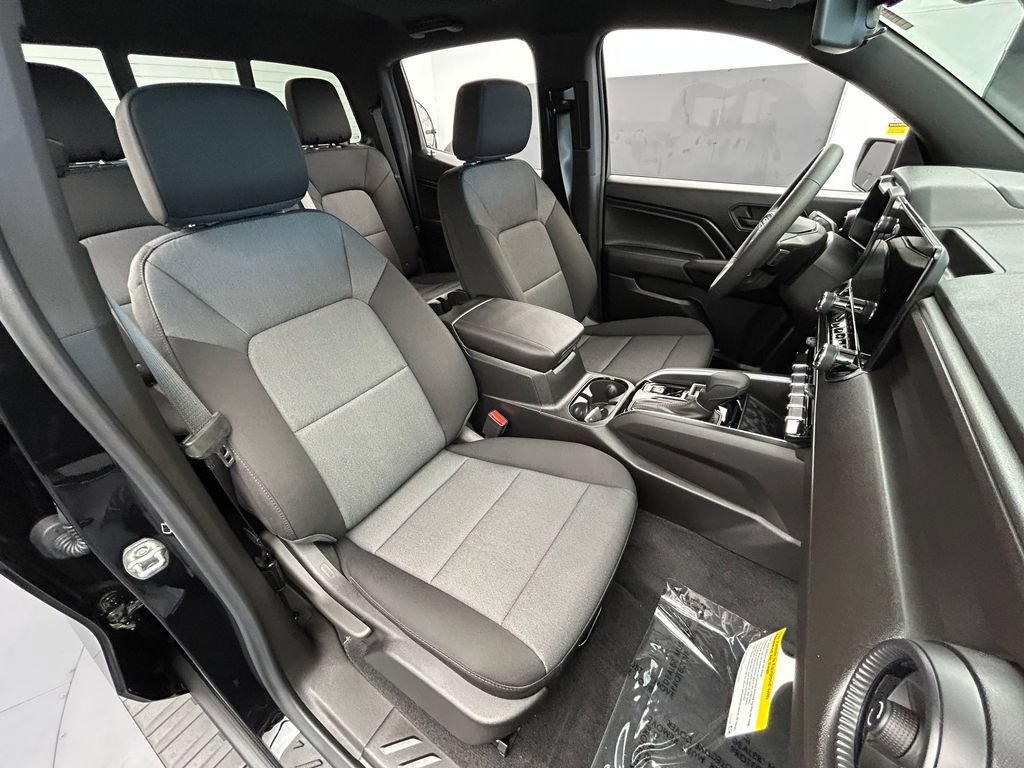 Used 2026 Chevrolet Colorado W/T w/ WT Custom Package RWD image 14