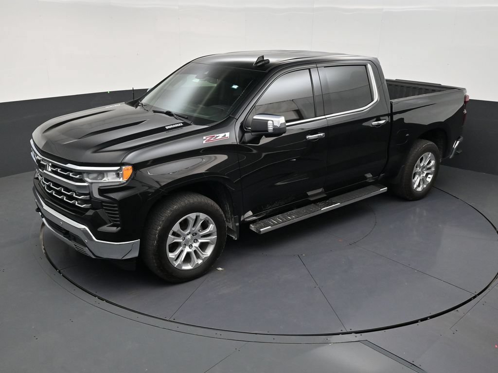 Used 2023 Chevrolet Silverado 1500 LTZ AWD/4WD image 12