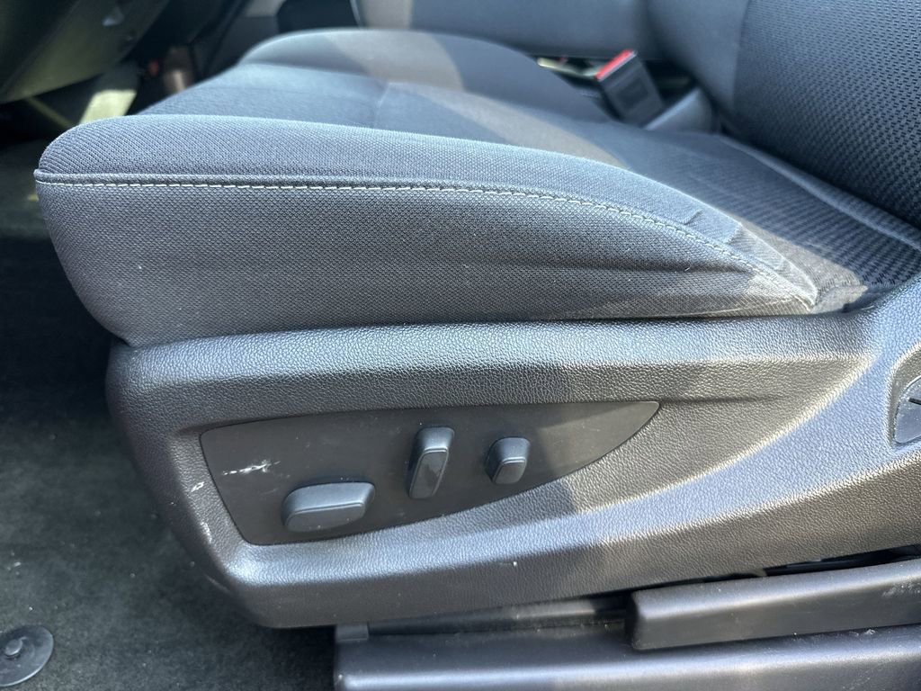 Used 2017 Chevrolet Silverado 1500 LT w/ All Star Edition image 4