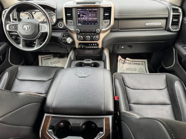 Used 2022 RAM 1500 Laramie AWD/4WD image 16