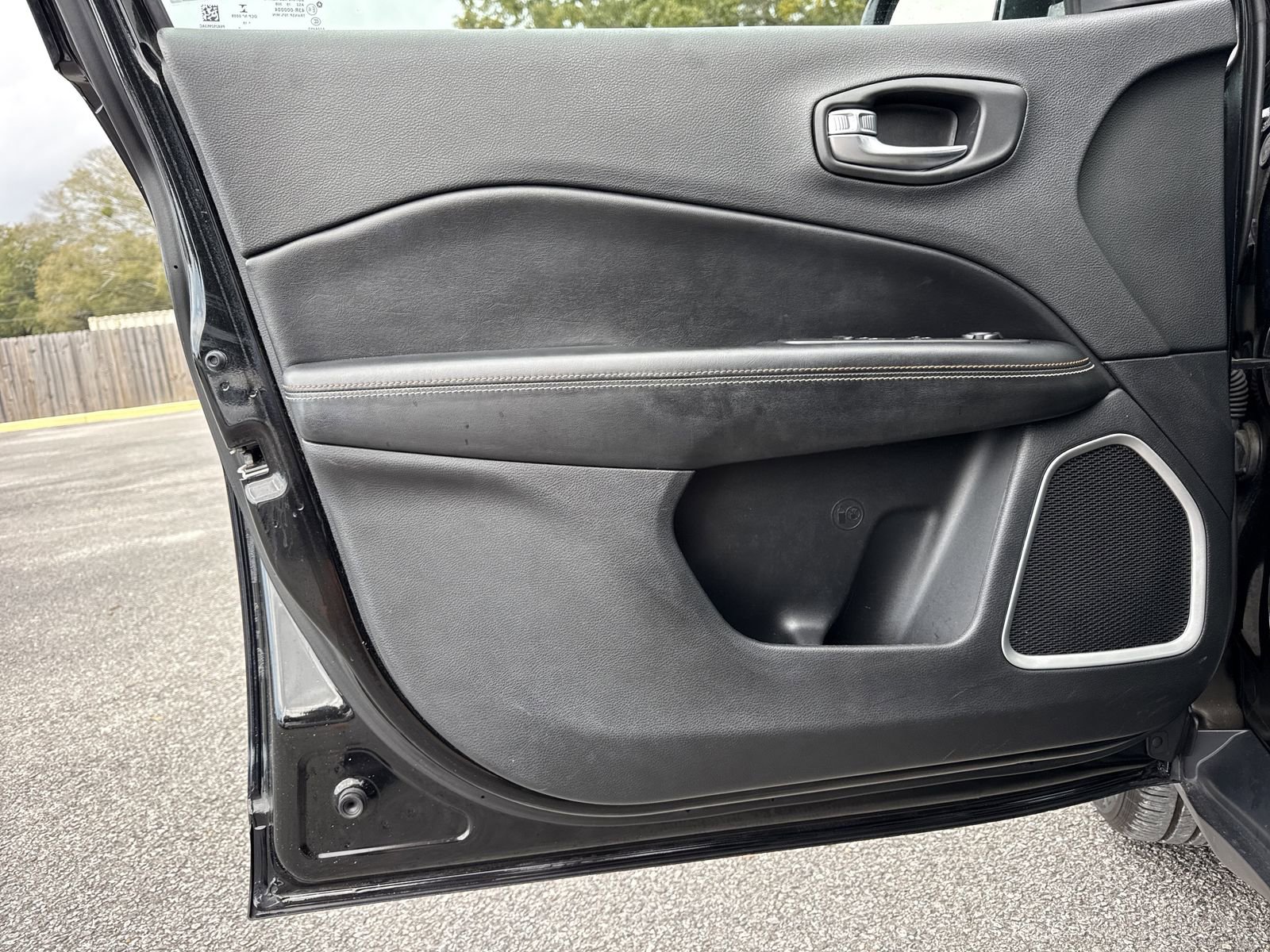 Used 2019 Jeep Compass Latitude w/ Popular Equipment Group image 14