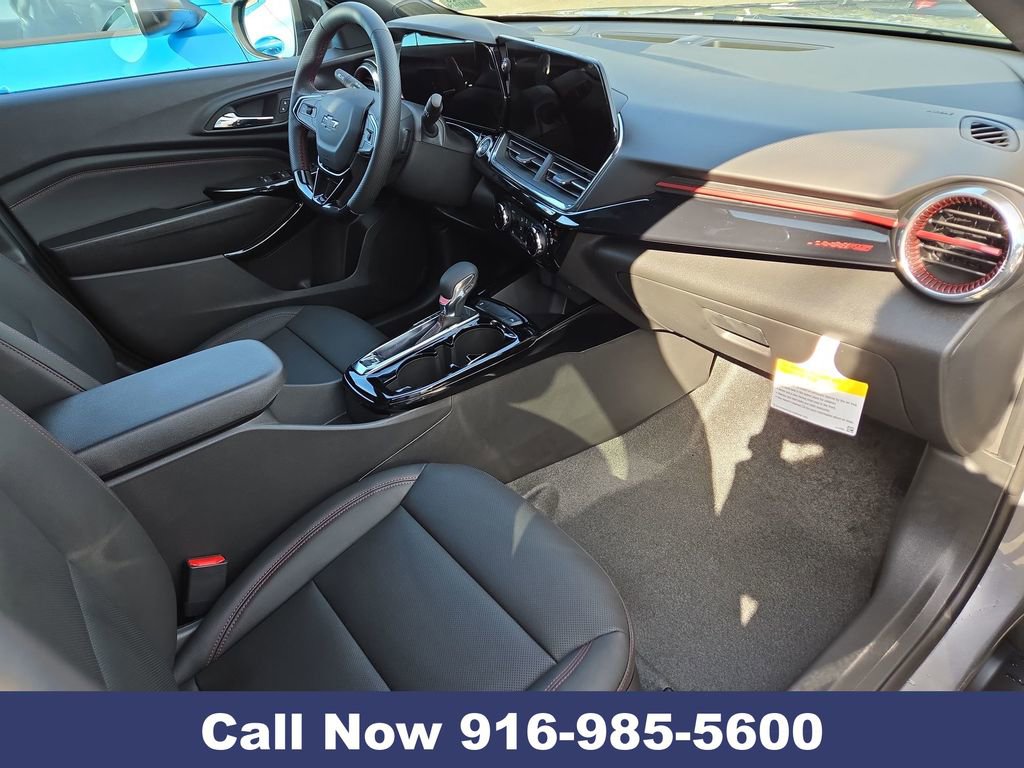 New 2026 Chevrolet Trax RS w/ Driver Confidence Package image 32