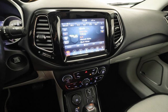Used 2021 Jeep Compass Limited w/ Sun and Sound Group image 17