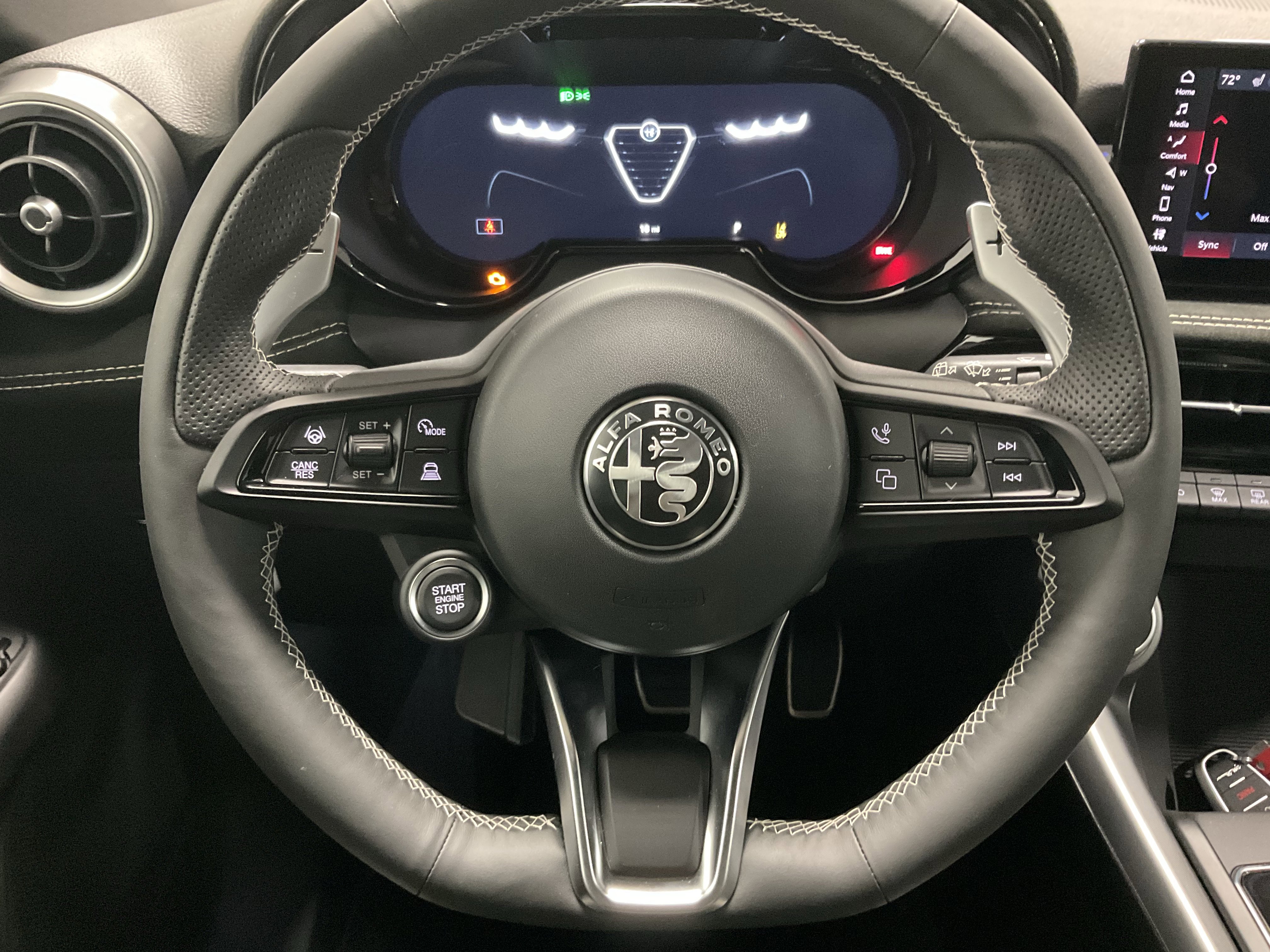 New 2026 Alfa Romeo Tonale w/ Active Assist Package image 16