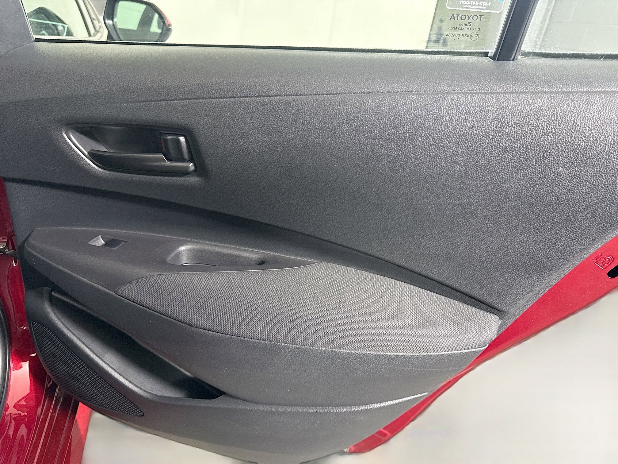 Used 2024 Toyota Corolla LE image 27