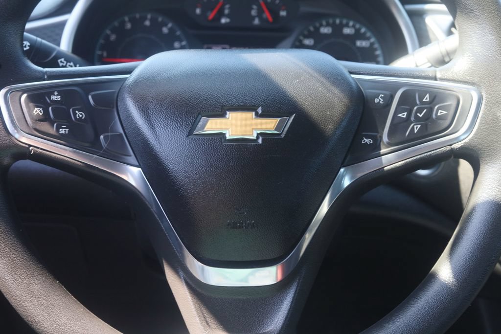 Used 2018 Chevrolet Malibu LS FWD image 8