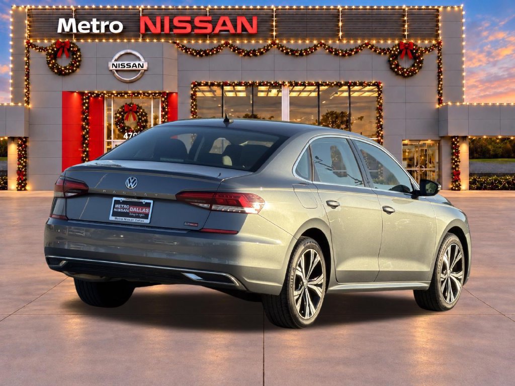Used 2022 Volkswagen Passat 2.0T SE FWD image 5