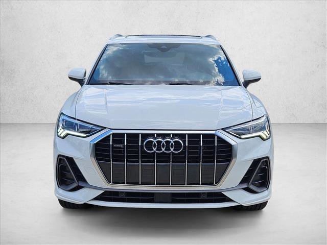 Used 2024 Audi Q3 2.0T Premium AWD/4WD image 2