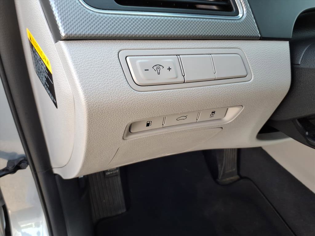 Used 2017 Hyundai Sonata SE FWD image 26