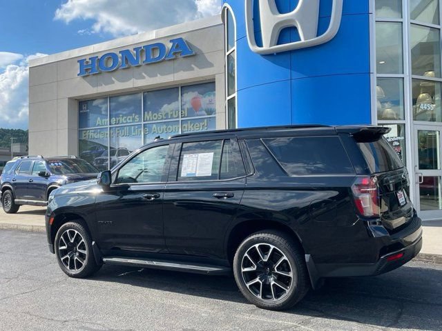 Used 2022 Chevrolet Tahoe RST w/ Luxury Package AWD/4WD image 2