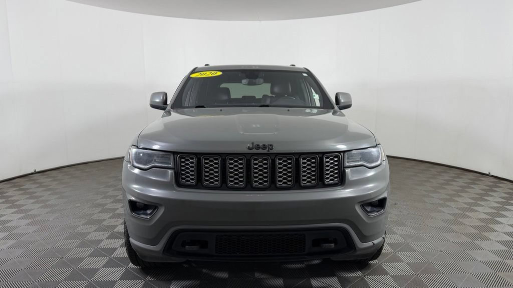 Used 2020 Jeep Grand Cherokee Altitude AWD/4WD image 2
