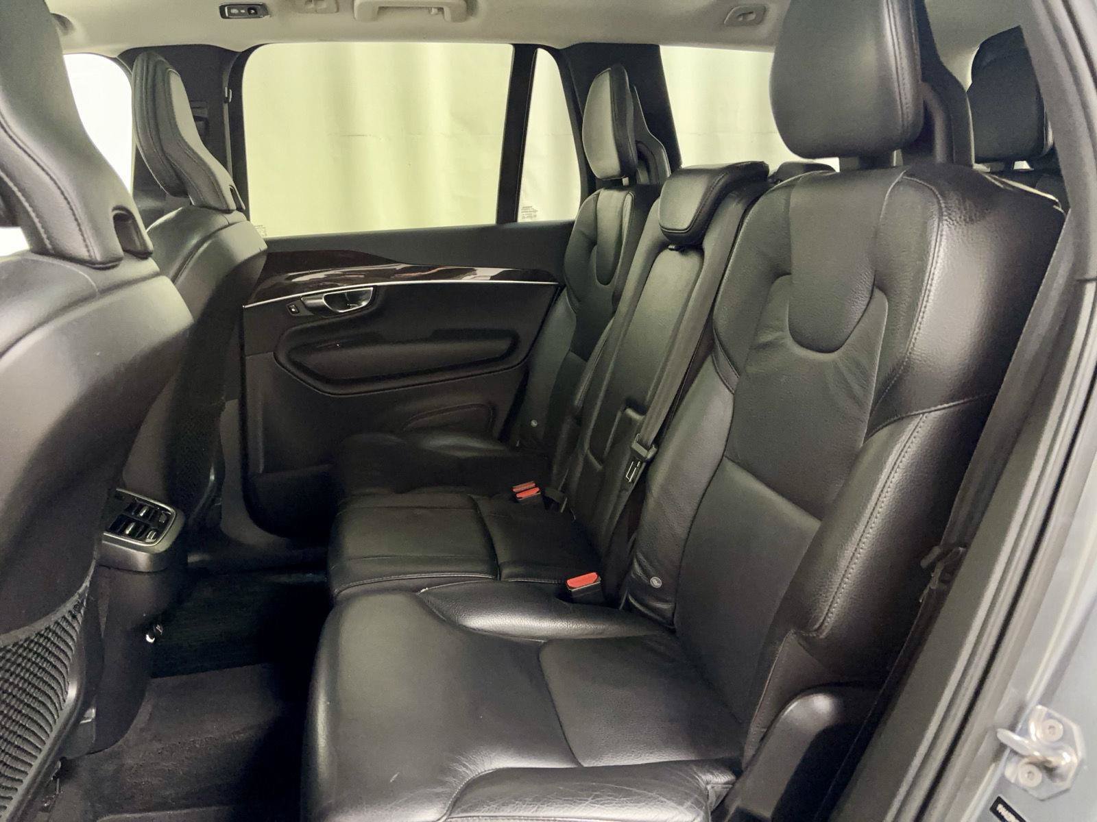 Used 2019 Volvo XC90 T6 Momentum w/ Protection Package Premier AWD/4WD image 22