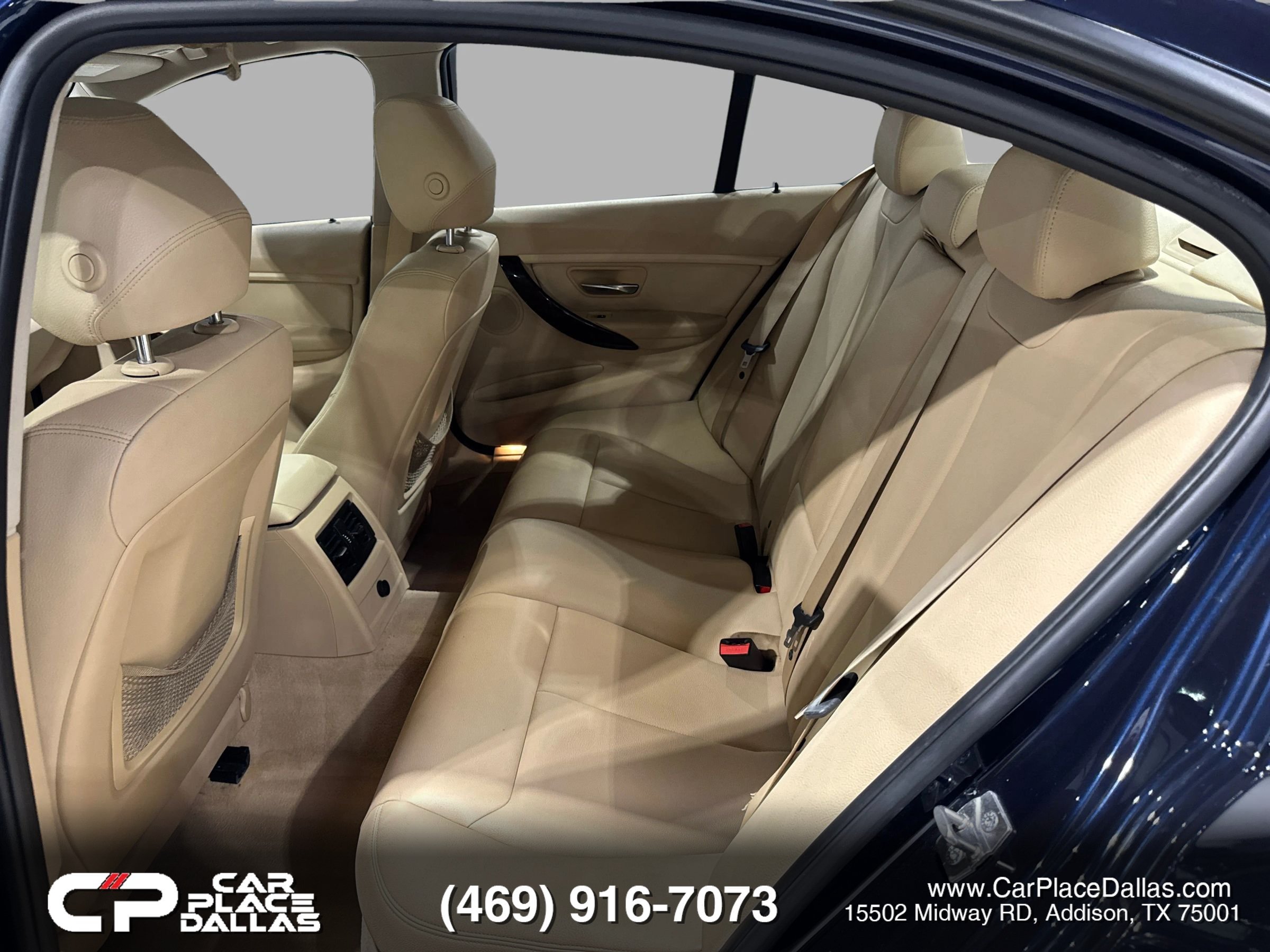 Used 2014 BMW 320i Sedan RWD image 17