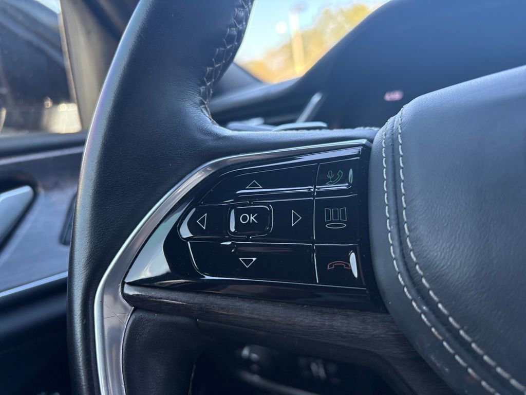 Used 2022 Jeep Grand Cherokee L Overland image 17