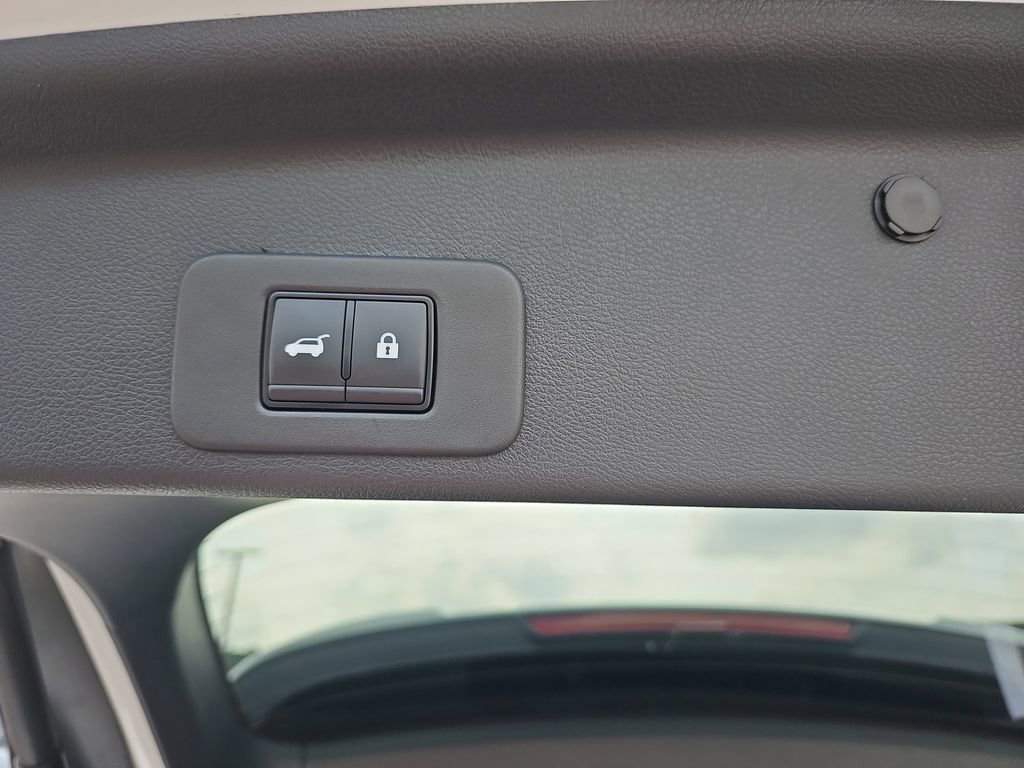 Used 2025 Nissan Murano SL AWD/4WD image 16
