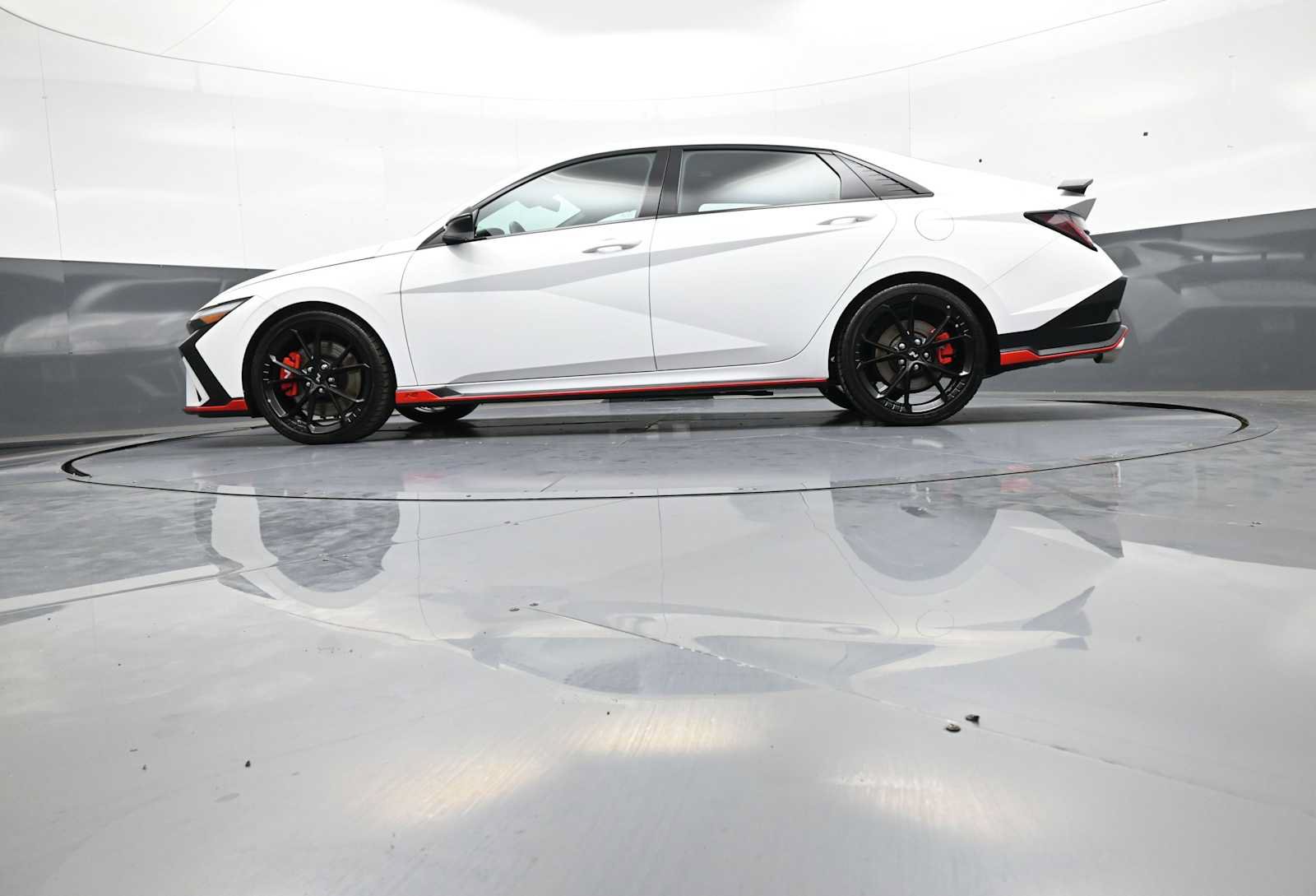 Used 2026 Hyundai Elantra N FWD image 33