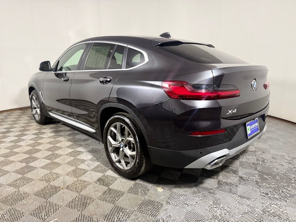 Used 2022 BMW X4 xDrive30i AWD/4WD image 4