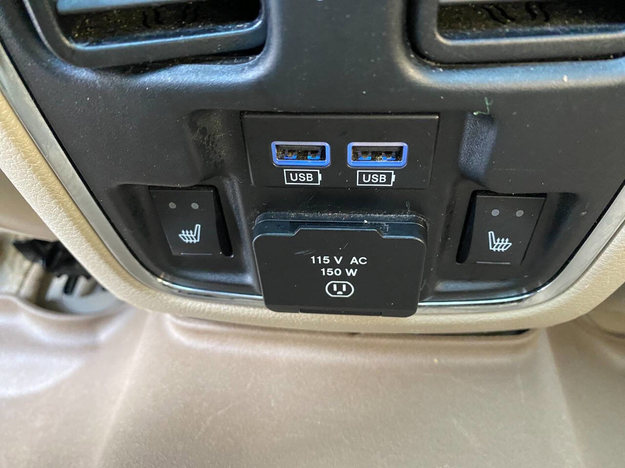 Used 2017 Jeep Grand Cherokee Overland image 53