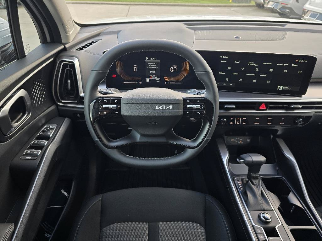 New 2026 Kia Sorento LX FWD image 6